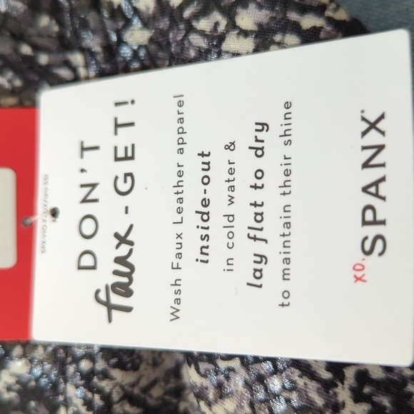 Spanx Faux Leather Snake Shine Leggings in Grey Snake - Picture 14 of 16